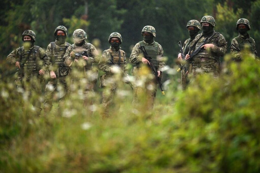 Ukraine, Russie: "Tregua est pour commencer les pourparlers avec Kiev". Mais Trump "perd de la patience"