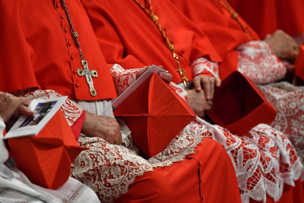 Conclave, aujourd'hui double congrégation pour les cardinaux. "Le nouveau pape? Nous espérons dans 3-4 jours"