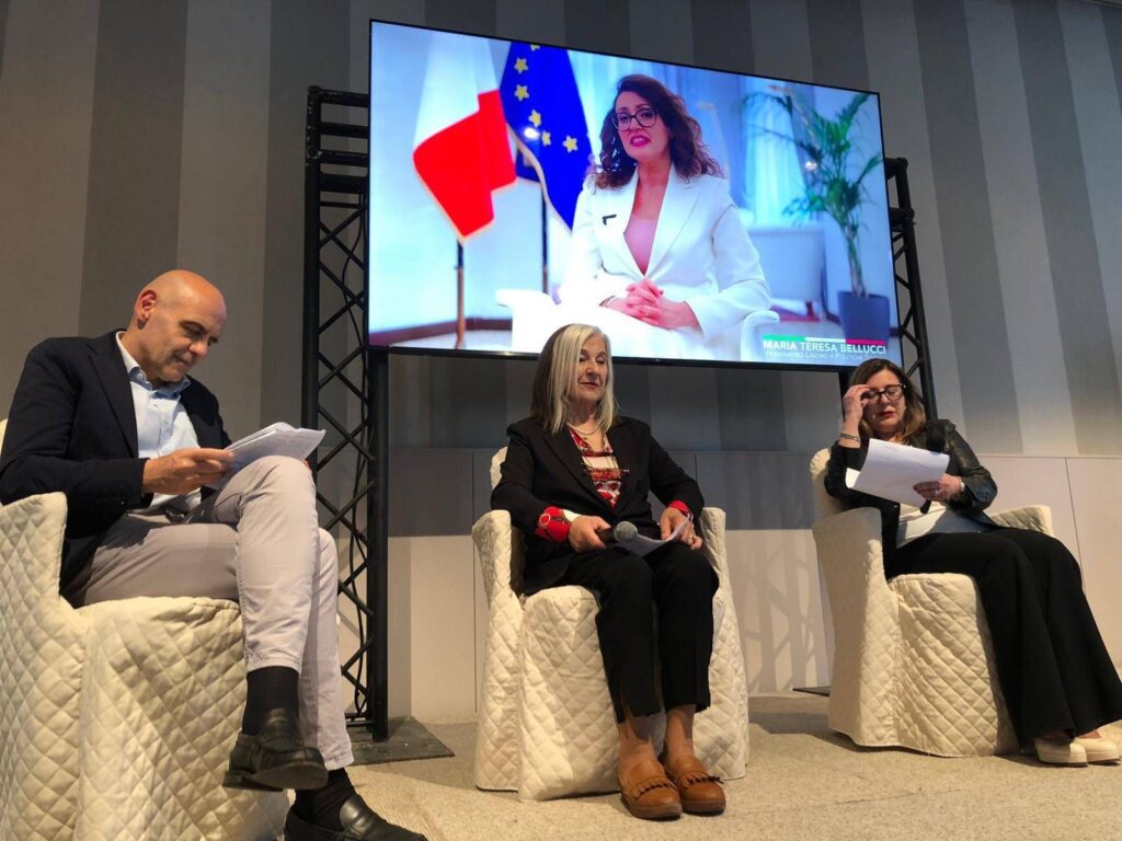 Handicap, Bellucci: "Engagé à mettre en œuvre le droit et à reconnaître le rôle des soignants"