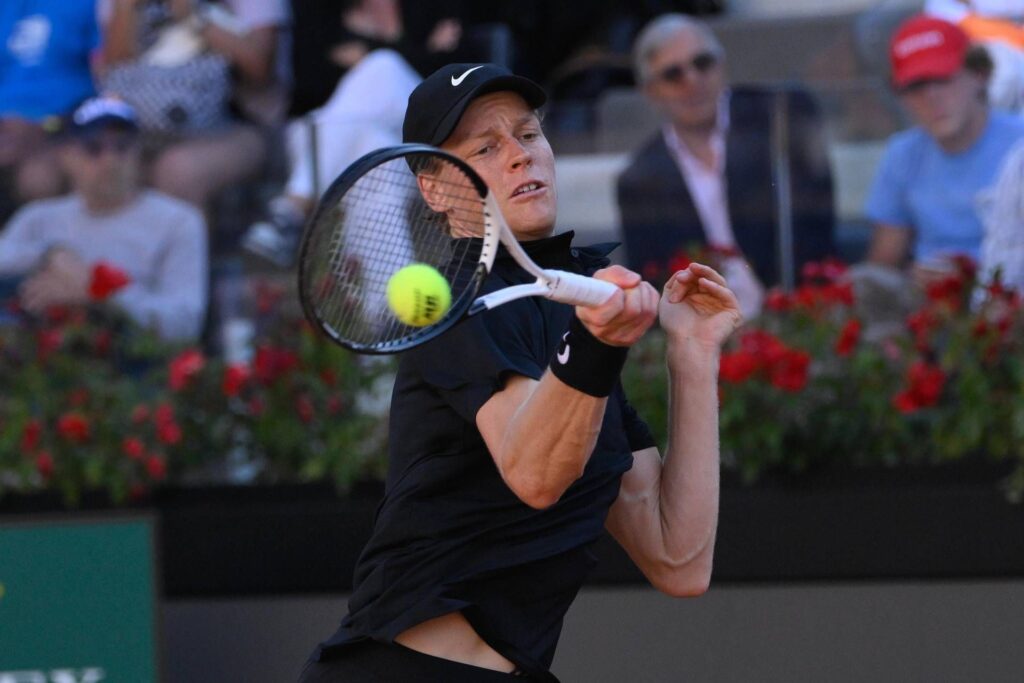 International, Sinner bat Cerundolo en 2 sets: Jannik en quarts de finale - le match