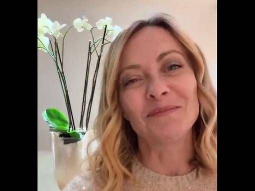 La fête des mères, Message de Meloni: "Être une mère plus extraordinaire de défi"
