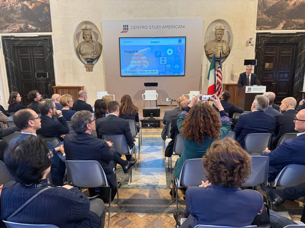 Pagopa, l'administration publique qui simplifie, la comparaison entre les institutions et les entités