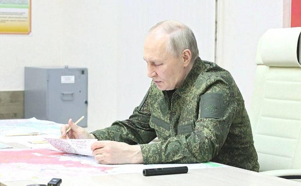 Russie: "L'hélicoptère de Poutine a attaqué par Droni alors qu'il était à Kursk"