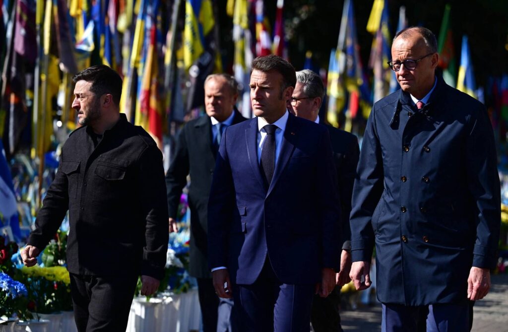 Ukraine, dirigeants européens: "répit de 30 jours ou autres pénalités". Kremlin: "Évaluons"