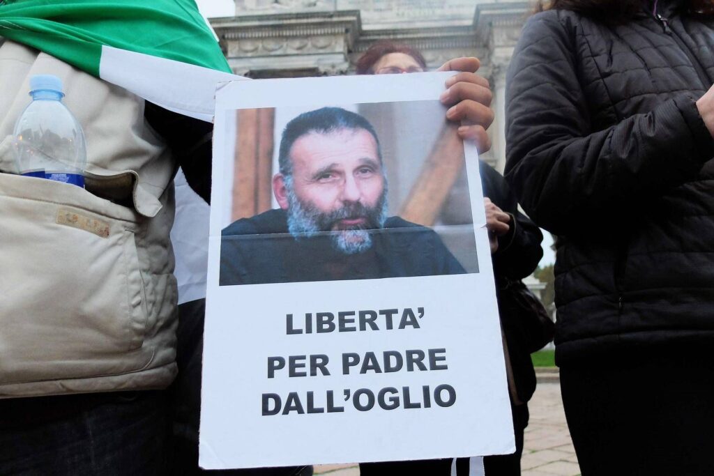 "A trouvé le corps du père DalloLoglio", mais l'évêque d'Alep et de sœur nie