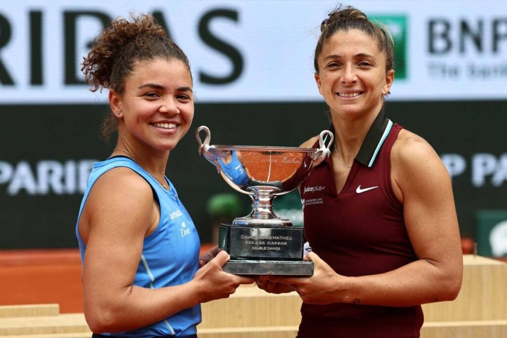Errani et Paolini Regine di Paris, la victoire bleue dans le double à Roland Garros