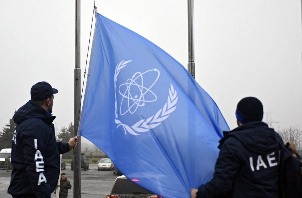 L'Iran, directeur de l'AIEA, interdit de sites nucléaires: "Téhéran pourrait bientôt revenir à Enrich Uranium"