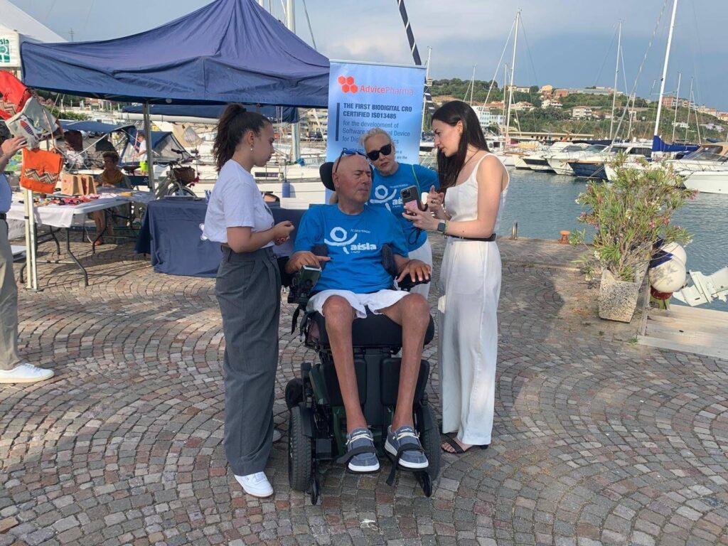 Piombino est un port d'espoir avec Aisla, une journée entre la voile, les voix et les droits