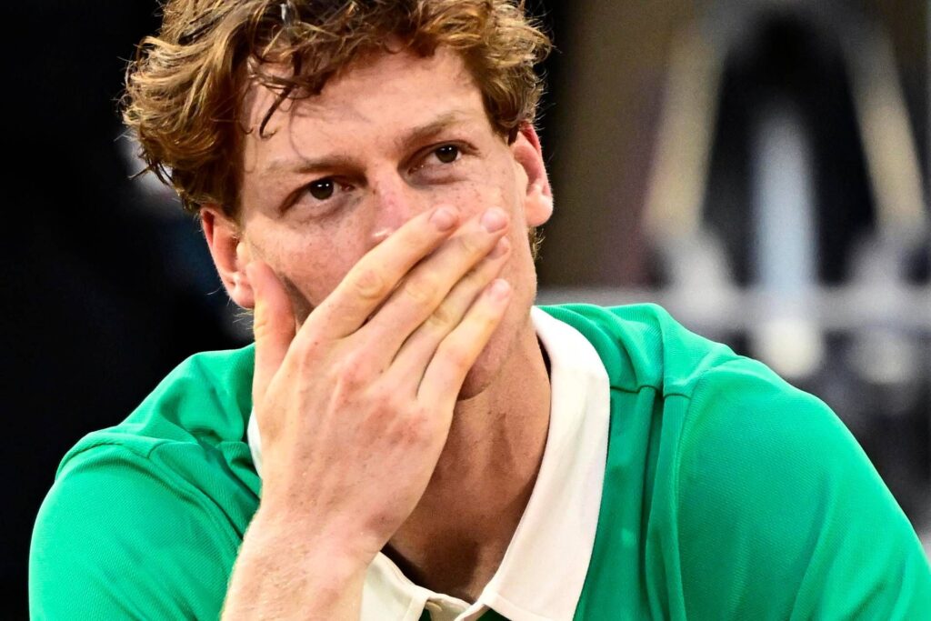 Sinner a battu dans une finale infinie à Roland Garros, Alcaraz triomphe dans le cinquième set