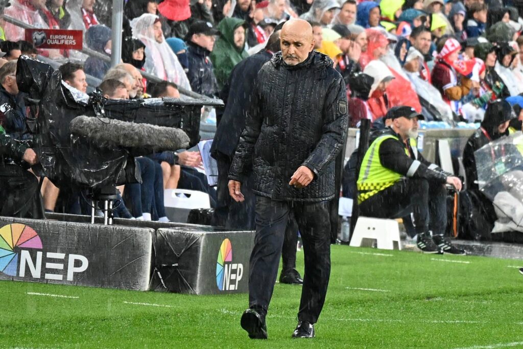 Spalletti, au revoir à l'équipe nationale. L'entraîneur exonéré: "Je ne voulais pas abandonner"