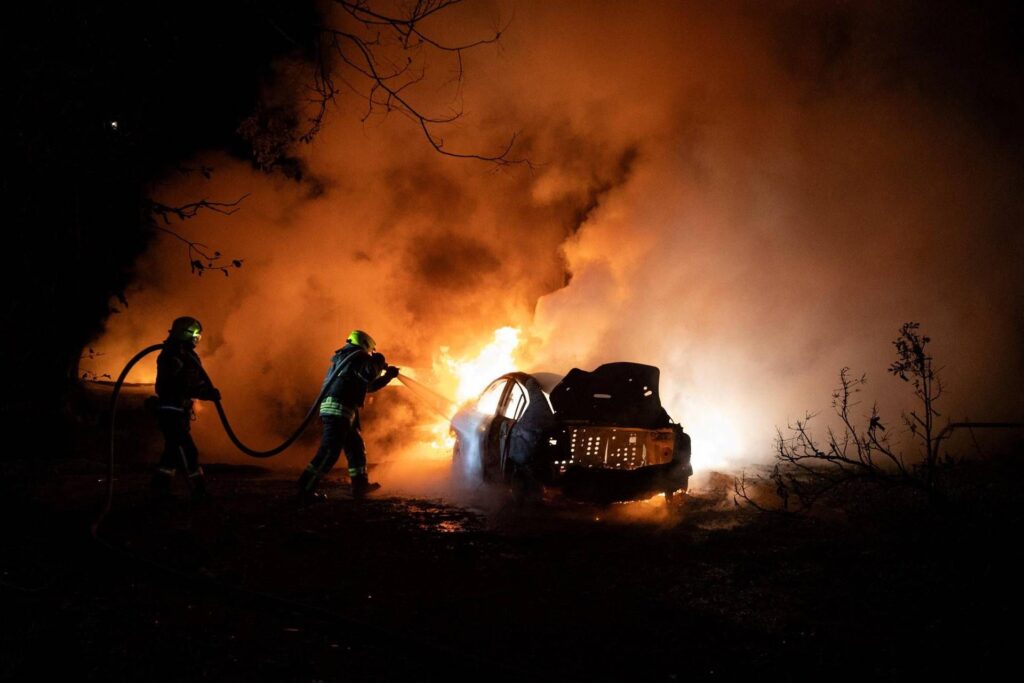 Ukraine, la Russie attaque Chernihiv: 5 morts. Négociations au point mort, Poutine Gela Zelensky