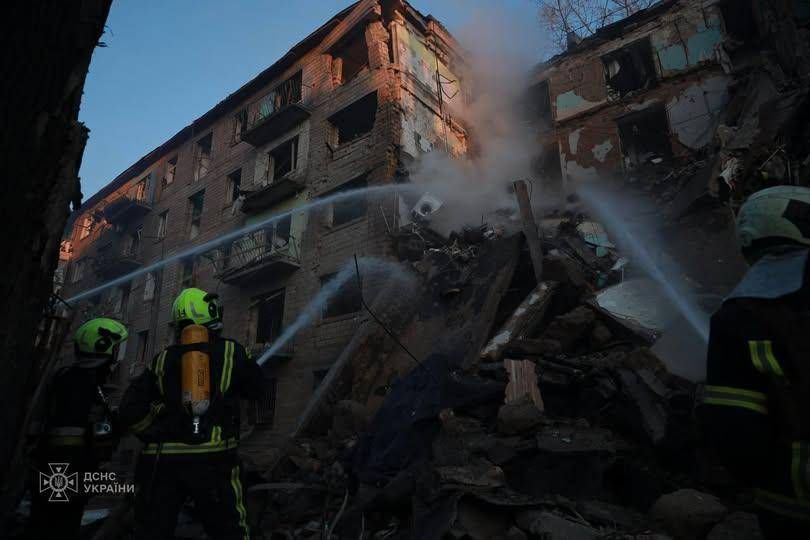 Ukraine, raids russes sur Kiev: au moins 7 décès et plus de 20 blessés