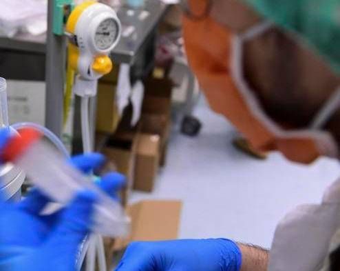 Bactérie mangé, l'alarme du CDC de l'agence américaine: "Jusqu'à 200 cas par an, 1 mortel sur 5"