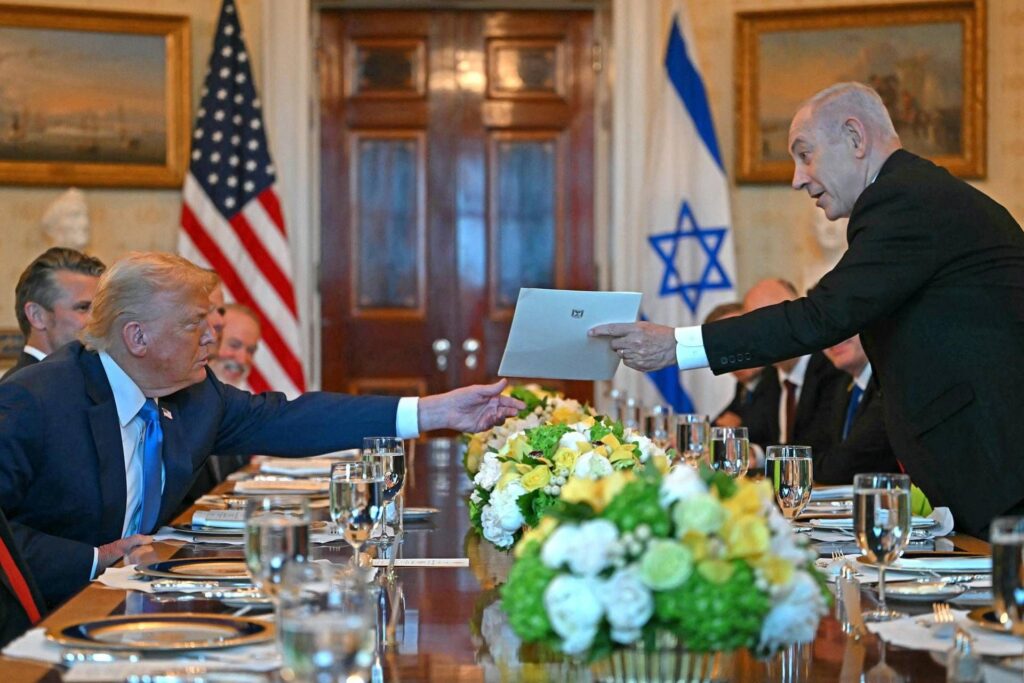 Netanyahu à la Maison Blanche, Bibi Candida Trump au Nobel Peace - vidéo