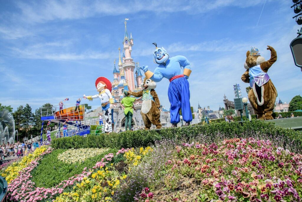 À Disneyland Paris à Camper. "Nous donnons donc aux enfants handicapés le voyage des rêves"