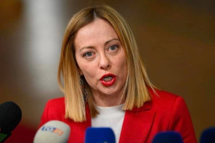 Affaire almasri, meloni archivé. Le premier ministre: "A demandé le procès à Planted, Nordio et Mantovano, absurde"