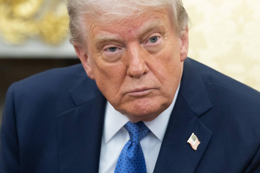 Donties aux États-Unis, Trump menace l'UE: "35% des taux si vous ne faites pas les investissements promis"