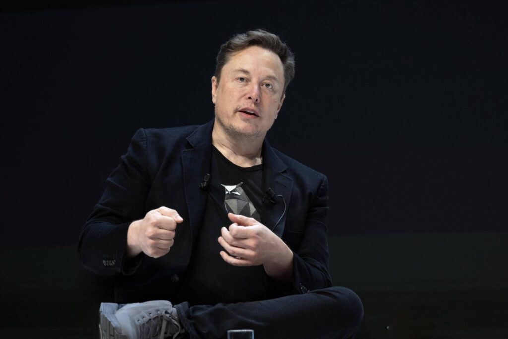 Elon Musk convient Apple et Openai pour des violations présumées des règles de la concurrence
