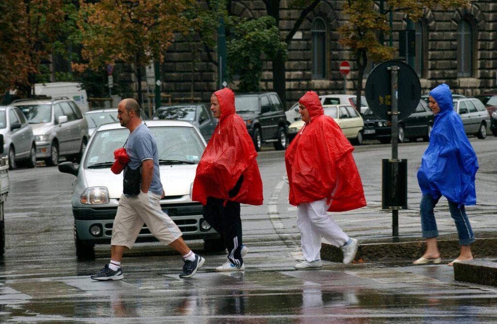 Mauvais temps sur l'Italie, aujourd'hui alerte dans 11 régions: orages intenses en particulier dans le sud