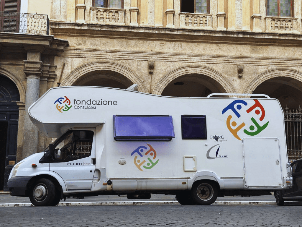 Rome, par unité mobile consulte-Fimmg en 6 mois sur 1 200 interventions