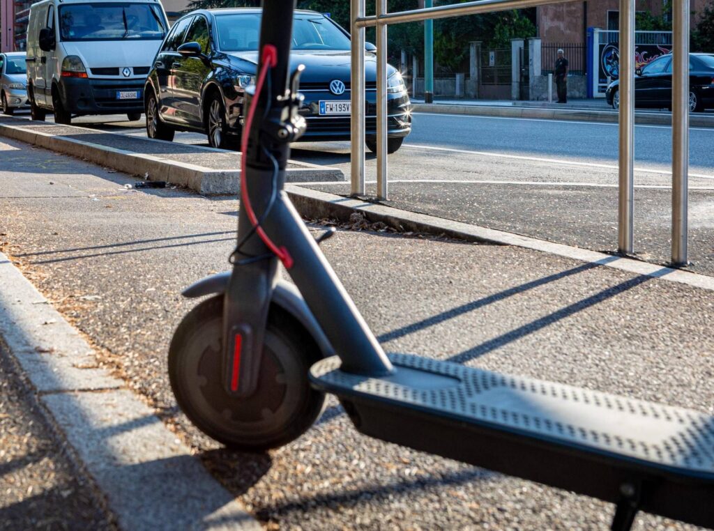 Rome, poignardée pour le scooter: grave 37 ans