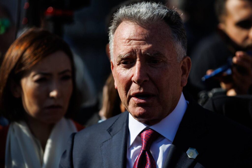 Ukraine-Russia, Witkoff est arrivé à Moscou. Trump: "Les sanctions? Nous verrons"