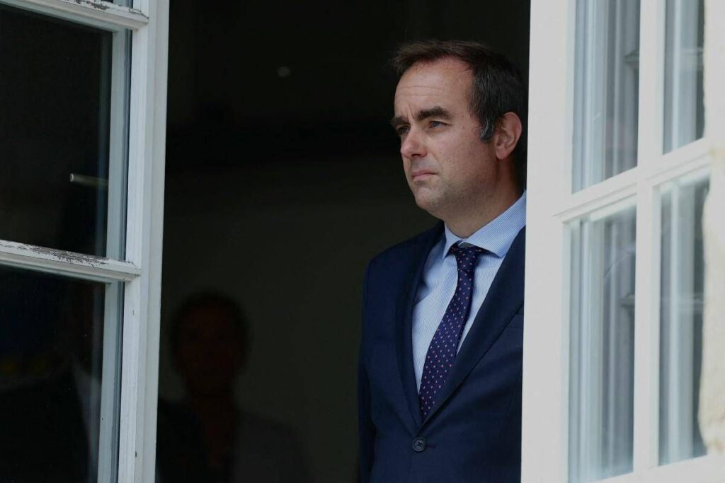 France, Macron nomme Lecornu New Premier