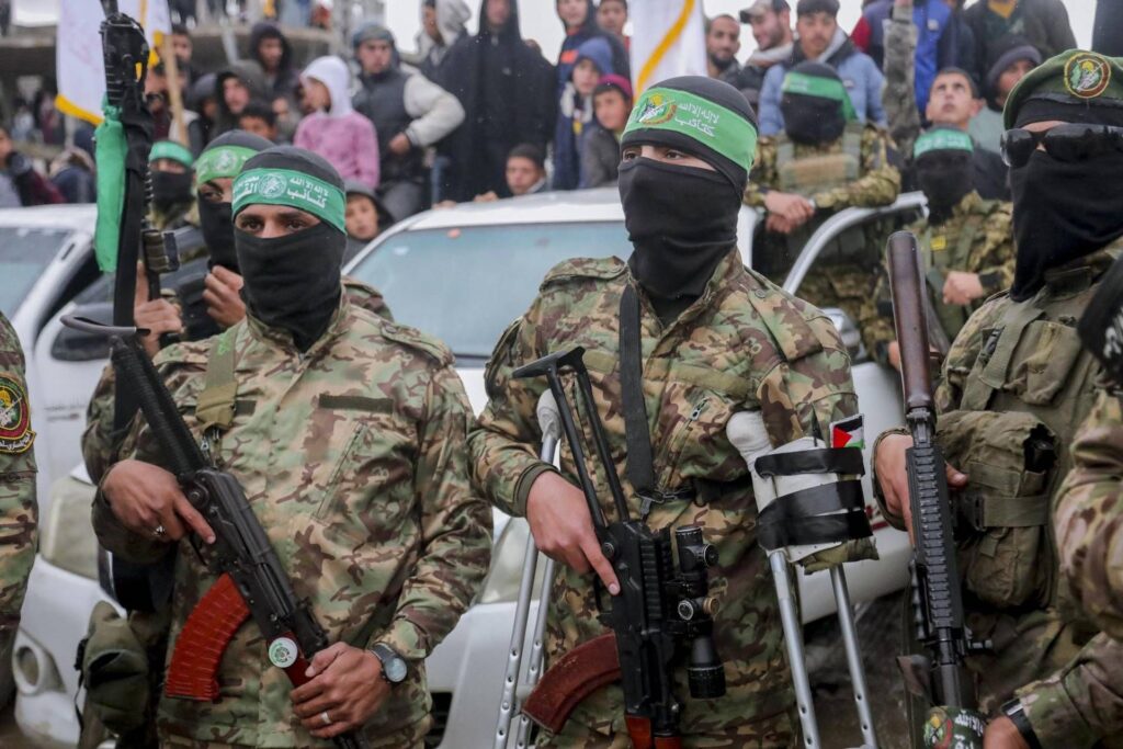 Gaza, Hamas: "Prêt à cesser les échanges mondiaux d'incendie et de prisonniers". Israël: "Propagande"