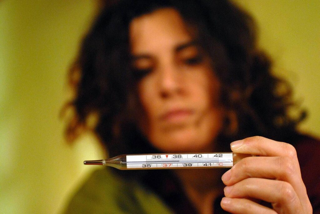 Influence, Pregliasco: "Troisième mauvaise saison avec 16 millions de cas attendus, isolé les premiers virus"