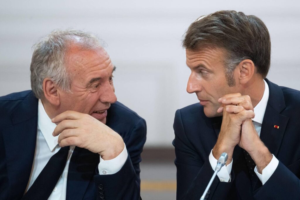 J-Day en France, Premier Premier Bayrou au générique: successeurs possibles
