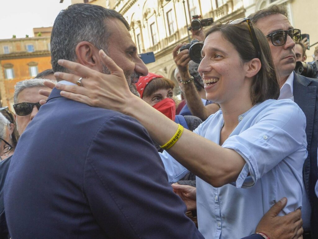 Les Pouilles, Avs Fa Muro sur Vendola et DeCaro menacent de prendre du recul: "Je ne suis pas irremplaçable"