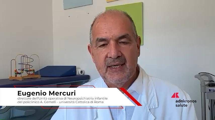 Mercuri (Gemelli): "Pour la dystrophie de Duchenne, l'apport multidisciplinaire nécessaire qui commence à partir de la physiothérapie mais qui implique également de nombreux autres spécialistes"