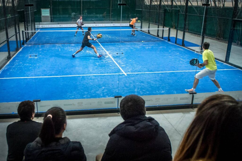 Orthopédie: "De Padel au basket-ball est un boom des blessures après les vacances"