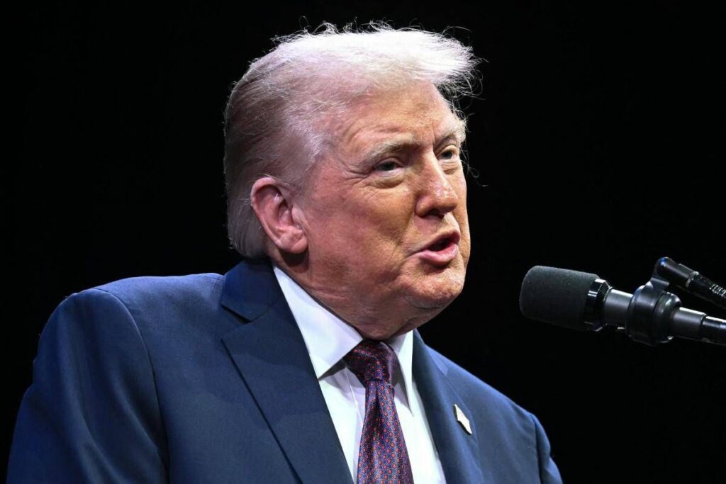 Russie, Trump à l'OTAN: "Nouvelles pénalités uniquement si vous arrêtez d'acheter de l'huile à Moscou"