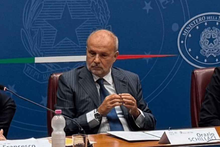 Schillaci: "Les abeilles essentielles pour les écosystèmes, leur protection de la santé et des priorités sociales"