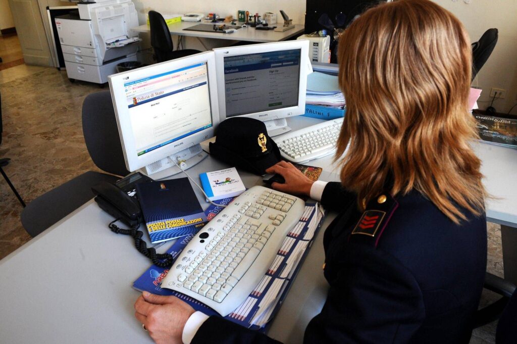 Sites sexistes, se procure à Rome vers une enquête maxi sur les cas «Phica» et «ma femme». À Florence, nous enquêtons pour la diffamation