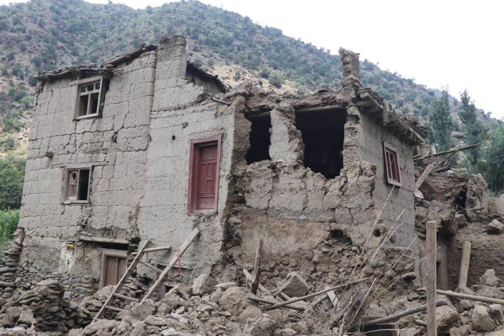 Treatrice en Afghanistan, le budget mort dépasse 1400. Nouveau choc de magnitude 5.2