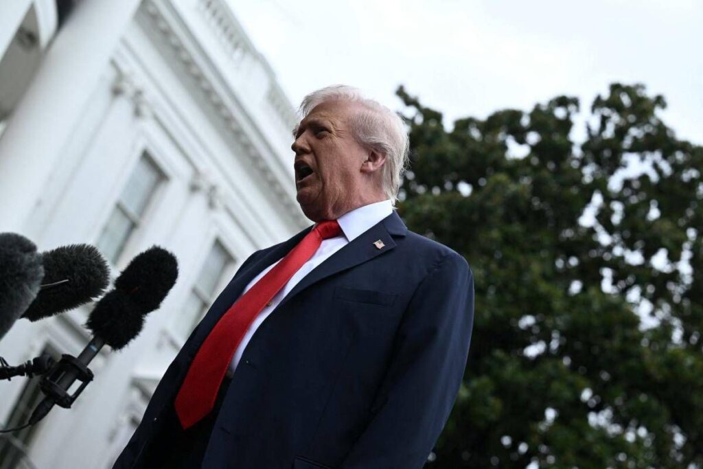 Ukraine, Trump s'ouvre sur de nouvelles pénalités contre la Russie: "Je suis prêt"