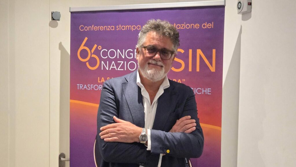 De Nicola (à gauche) : "Nous disposons de médicaments capables de retarder la dialyse de 30 ans"