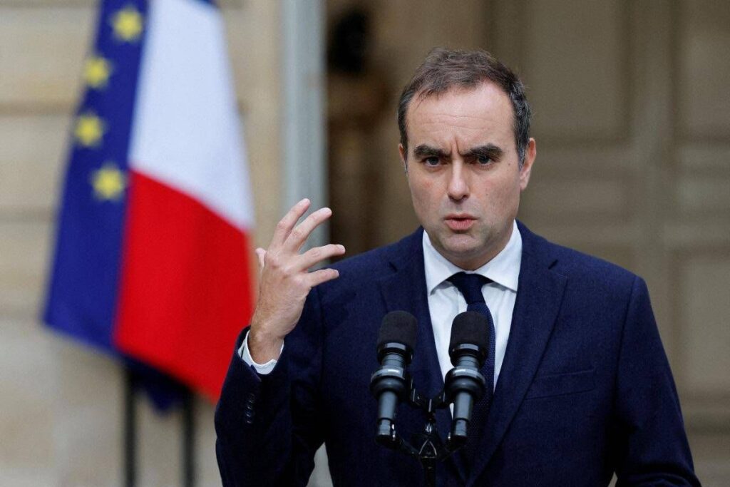 France, Lecornu : "Ma mission est terminée". Macron nommera un nouveau Premier ministre dans 48 heures