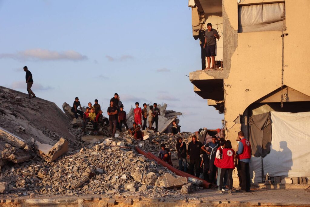 Gaza, médias : "Israël ne sait pas où se trouvent les corps de 4 des 13 otages encore dans la bande"