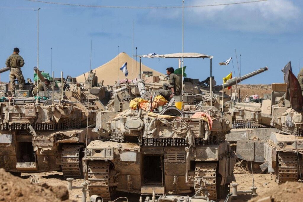 Netanyahu ordonne de puissants raids sur la bande de Gaza. Echange d'accusations avec le Hamas : "Cessez-le-feu violé"