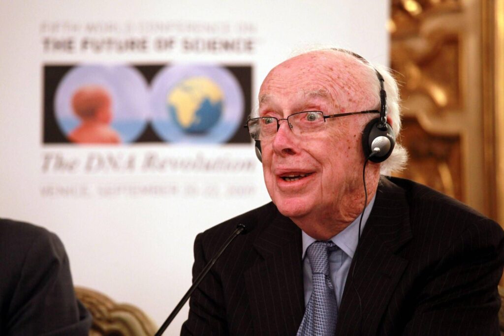 Adieu à James Watson, prix Nobel pour la découverte de l'ADN : il avait 97 ans