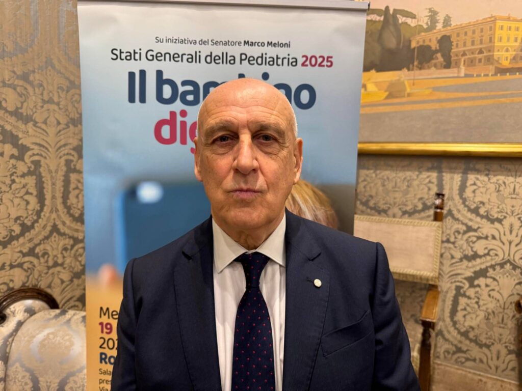 Agostiniani (Sip) : « Retarder les smartphones chez les enfants protège la vue, le sommeil et le poids »