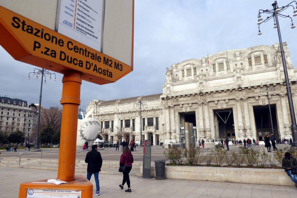 Attaque un touriste juif à la gare de Milan, un homme de 25 ans arrêté