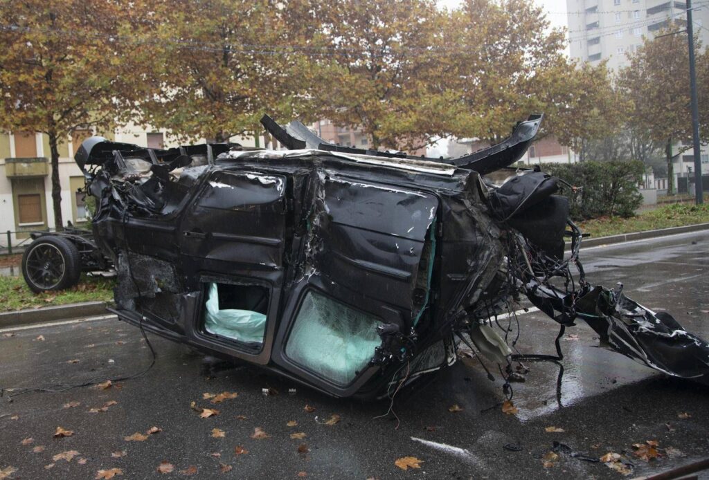 Collision entre deux voitures à Milan : quatre blessés, dont un très grièvement
