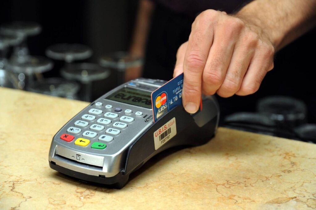 Connexion caisse-POS, obligatoire à partir de 2026 : les craintes des commerçants