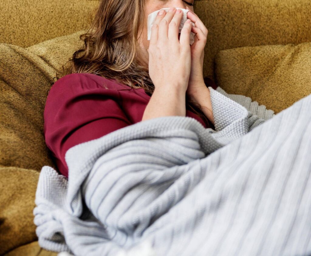 Grippe, premier bulletin : « 427 mille infections respiratoires en 7 jours, en ligne avec 2024 »