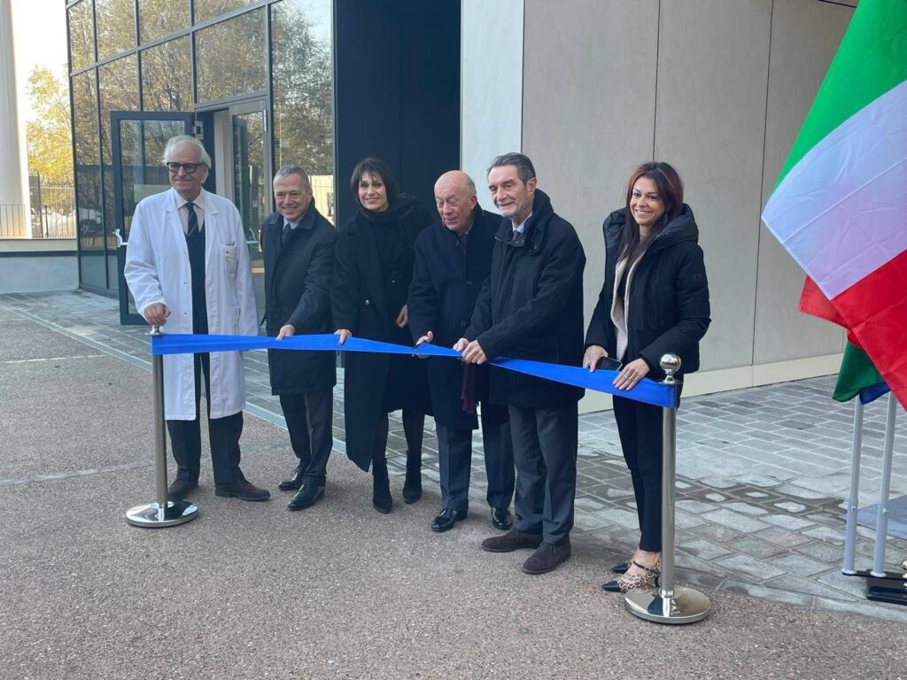 Ieo 3 inauguré à Milan, une maison de 40 millions pour la chirurgie anticancéreuse de haute technologie