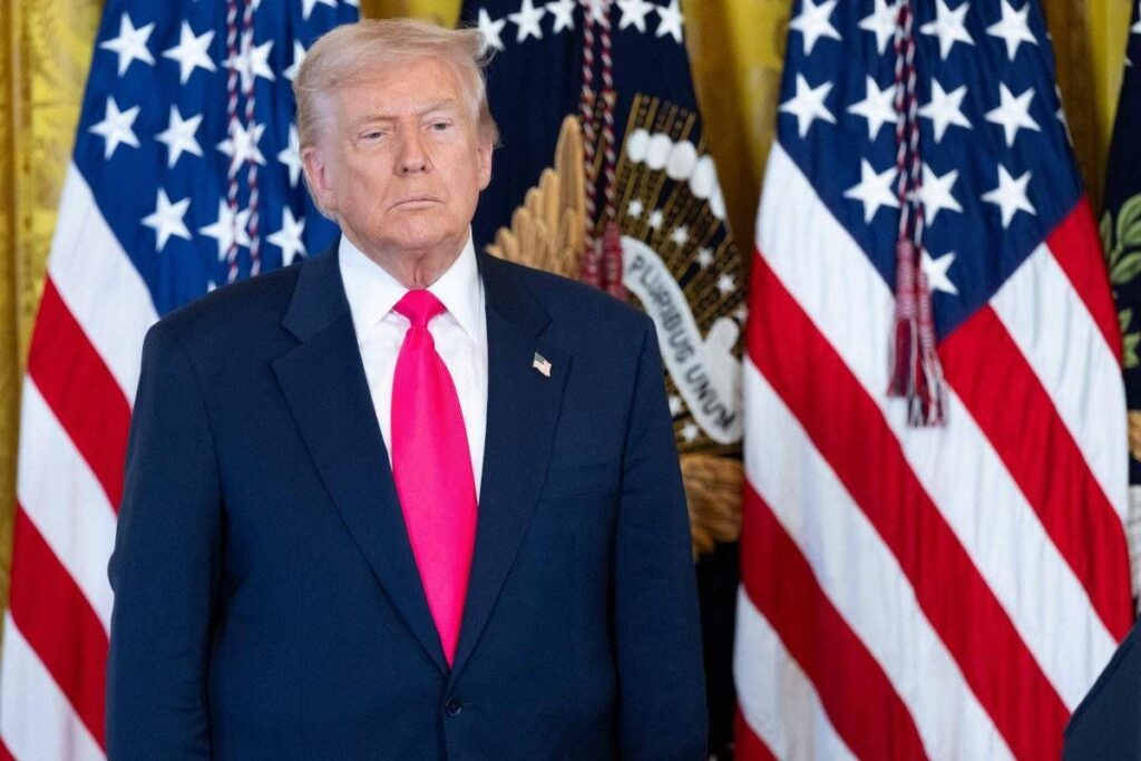 La BBC présente ses excuses à Trump, mais rejette les demandes d'indemnisation d'un milliard de dollars